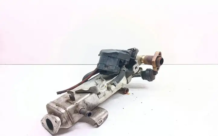 BMW 3 F30 F35 F31 (2012 - 2018) 7810751 Охладитель клапана EGR — фото 2