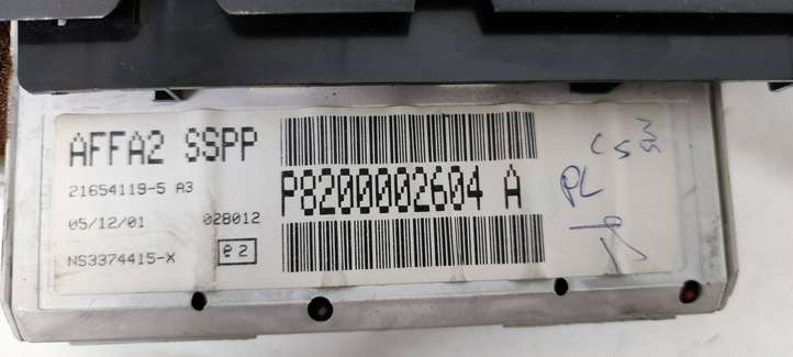 Renault Laguna (2001 - 2005)  P8200002604A Экран/ дисплей / маленький экран