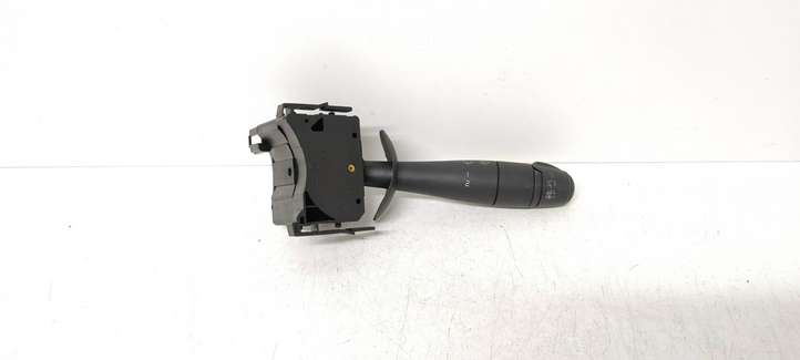 Renault Laguna (2001 - 2005)  8200002460 Ручка стеклоочистителей
