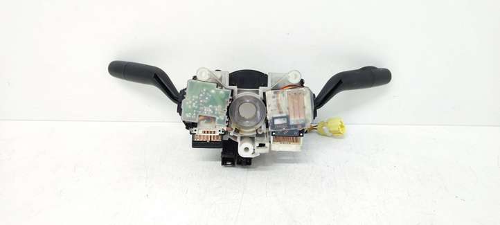 Mazda 323 (2001 - 2003)  17B366 Комплект ручек