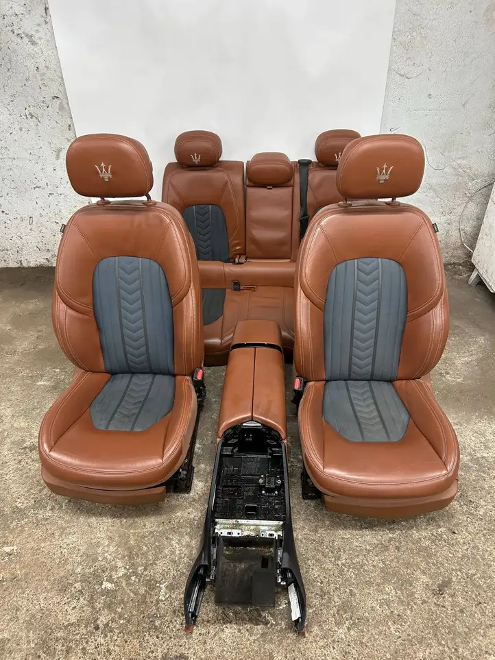 Maserati Levante (2017 - ) Комплект салона — фото 1