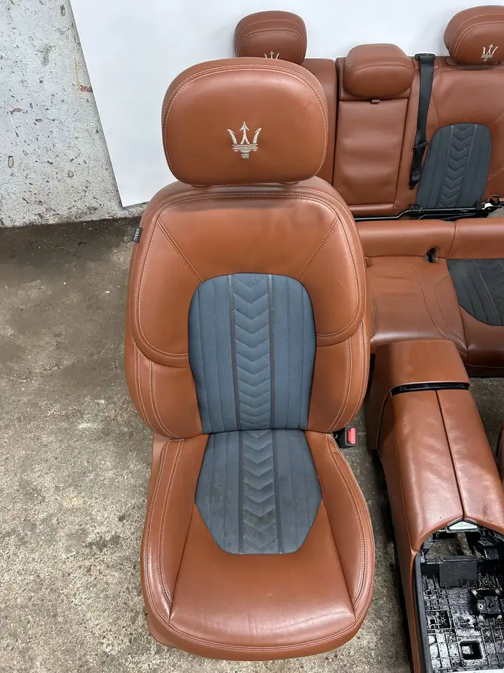 Maserati Levante (2017 - ) Комплект салона — фото 7