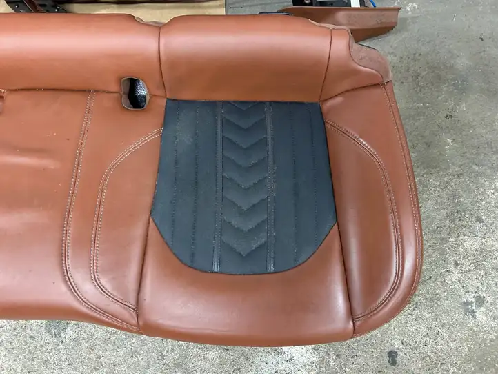 Maserati Levante (2017 - ) Комплект салона — фото 27