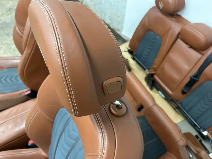 Maserati Levante (2017 - ) Комплект салона — фото 45