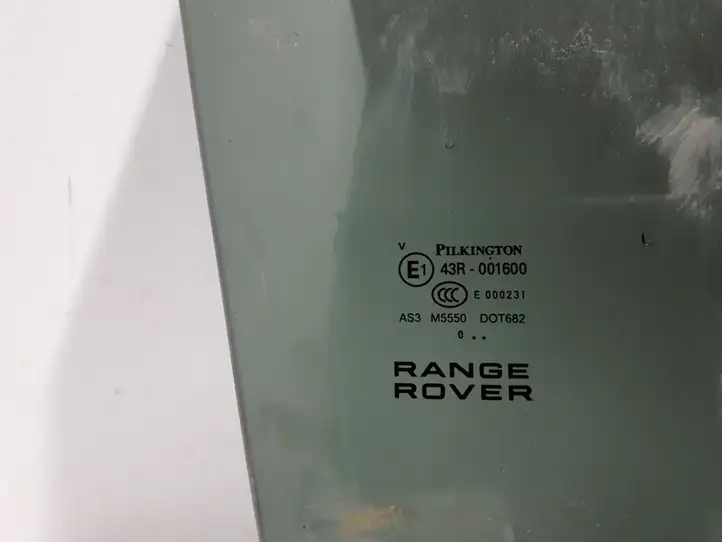 Land Rover Range Rover L405 (2017 - 2022) LR043951 Стекло задней двери — фото 2