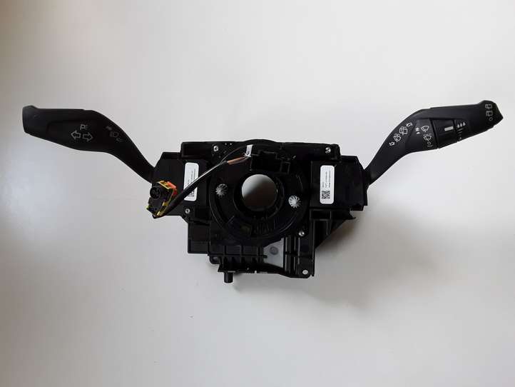 Ford Focus ST (2015 - 2018)  F1ET13N064AC Комплект ручек