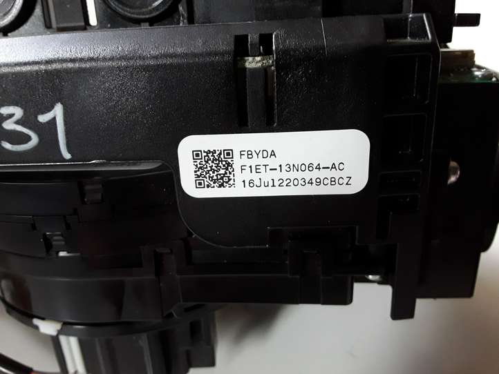 Ford Focus ST (2015 - 2018)  F1ET13N064AC Комплект ручек