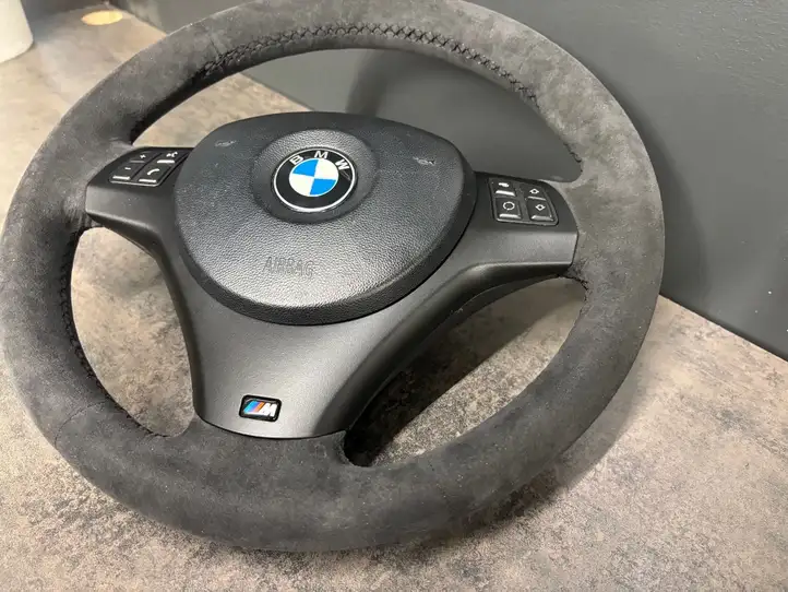 BMW 3 E90 E91 (2005 - 2012) Руль — фото 2