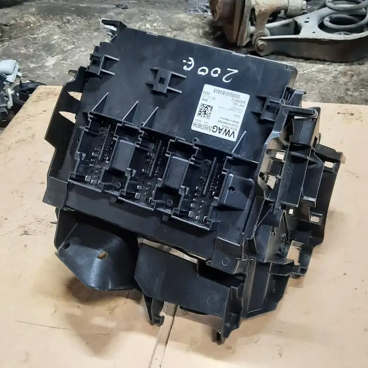 Volkswagen PASSAT B7 (2011 - 2014) 5K0937087AA Модуль комфорта — фото 1