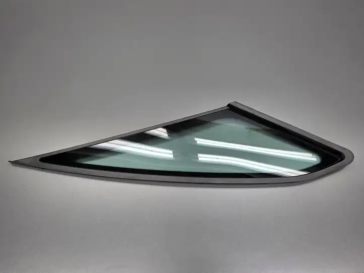Kia Venga (2010 - 2014) 43R019702 Треугольное стекло кузова — фото 2