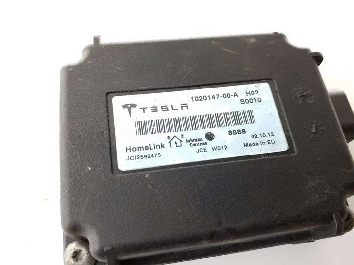 Tesla Model S (2016 - 2021)  102014700A Другие блоки управления / модули