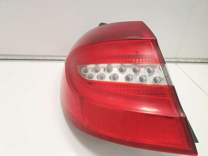 Mercedes-Benz B-class W246 (2011 - 2014)  A2468200564 Задний фонарь в крышке багажника