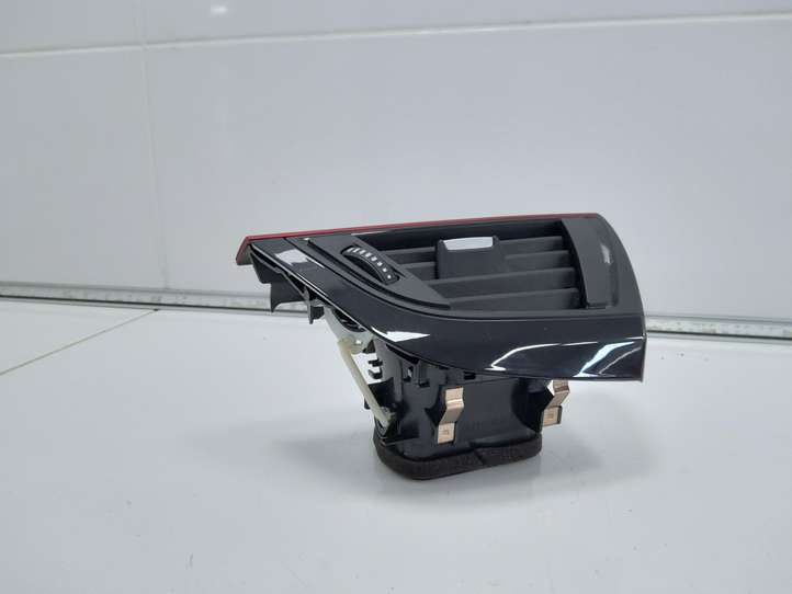 BMW 1 F20 F21 (2011 - 2019)  920535506 Боковая воздушный дефлектор