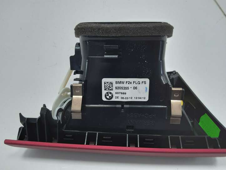 BMW 1 F20 F21 (2011 - 2019)  920535506 Боковая воздушный дефлектор