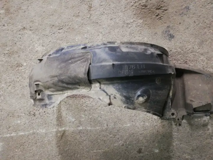 Toyota Corolla Verso AR10 (2004 - 2009) 538760F011 Подкрылок колесной арки — фото 3