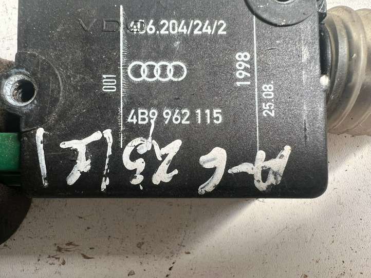 Audi A6 (1997 - 2001)  4B9962115 Привод замка задней двери