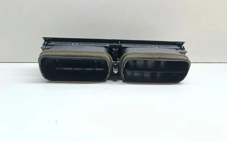 BMW 3 E46 (1998 - 2005) 8361895 Центральный воздушный дефлектор — фото 2