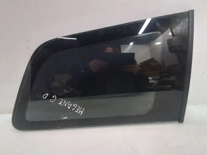 Renault Megane II (2002 - 2005) 43R000015 Заднее боковое стекло — фото 1