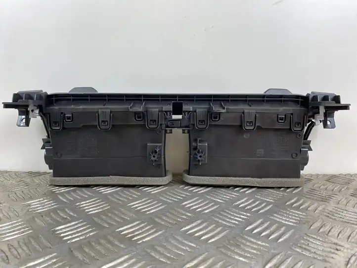 Jeep Grand Cherokee WL (2021 - ) 6PK87TRMAA Центральный воздушный дефлектор — фото 5