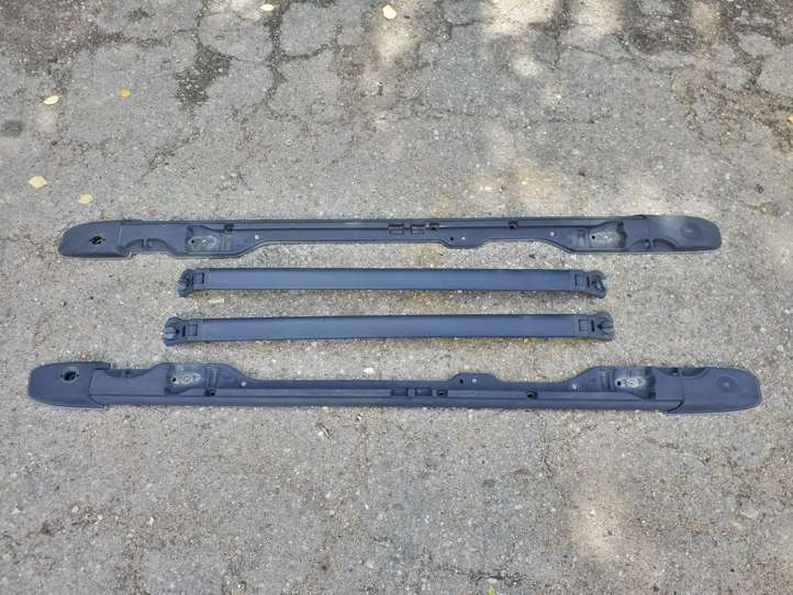 Chrysler Town and Country (2010 - 2016)  05113655AF Звукоизоляция крыши