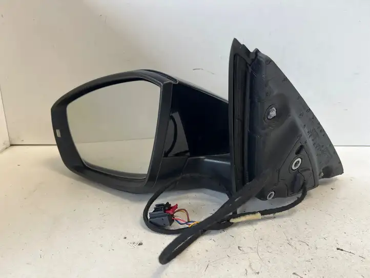 Skoda Octavia Mk3 (5E) (2013 - 2019) 5E0867929 Прочие детали салона — фото 1