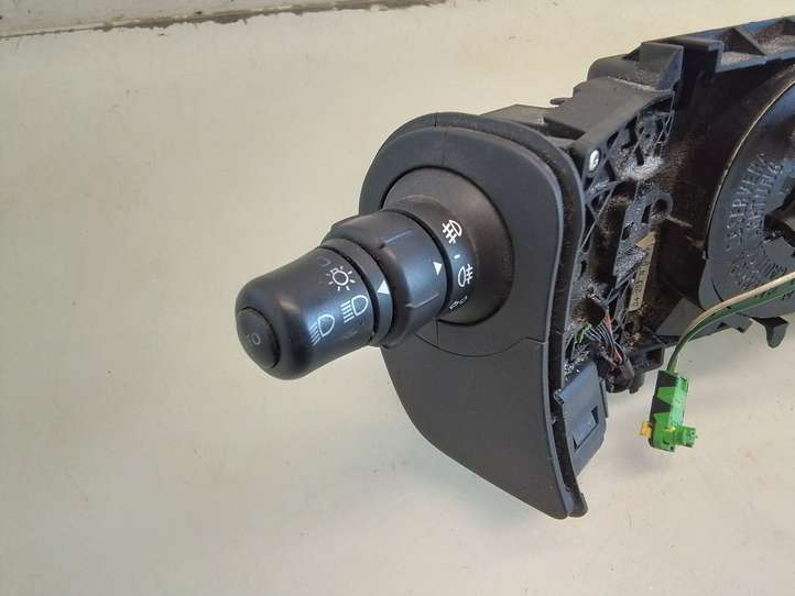 Renault Scenic II -  Grand scenic II (2006 - 2009)  04252N0139 Комплект ручек