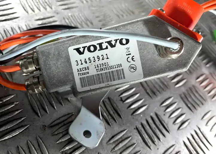 Volvo V60 (2013 - 2018) 31453921 Модуль беспроводной зарядки — фото 2