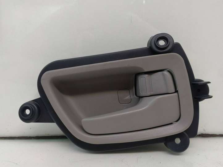 Mitsubishi Grandis (2003 - 2012)  MN105360 Внутренняя ручка