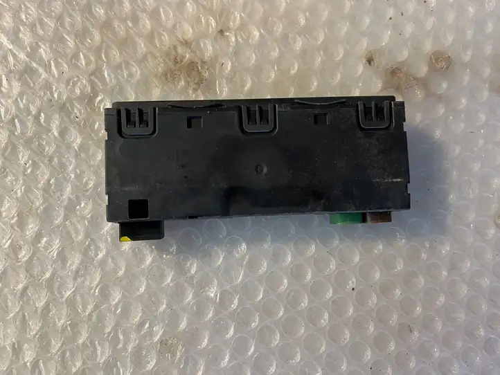 Audi A8 S8 D5 (2017 - ) 4N0035726A USB модуль — фото 4