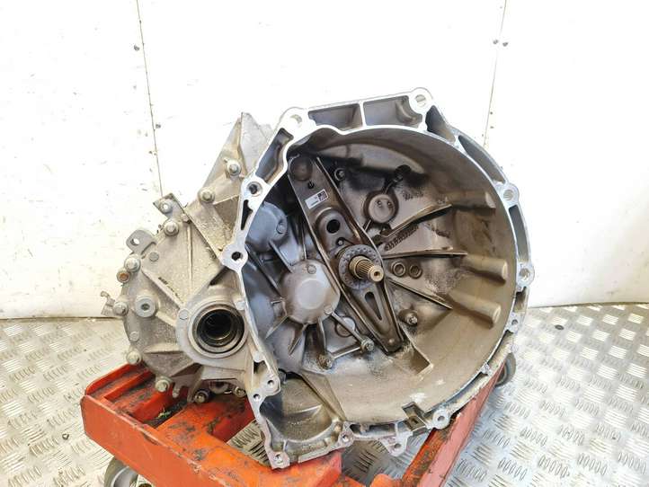 Mini One Cooper F56 F55 (2012 - 2022)  7638372 Механическая коробка передач, 6 передач