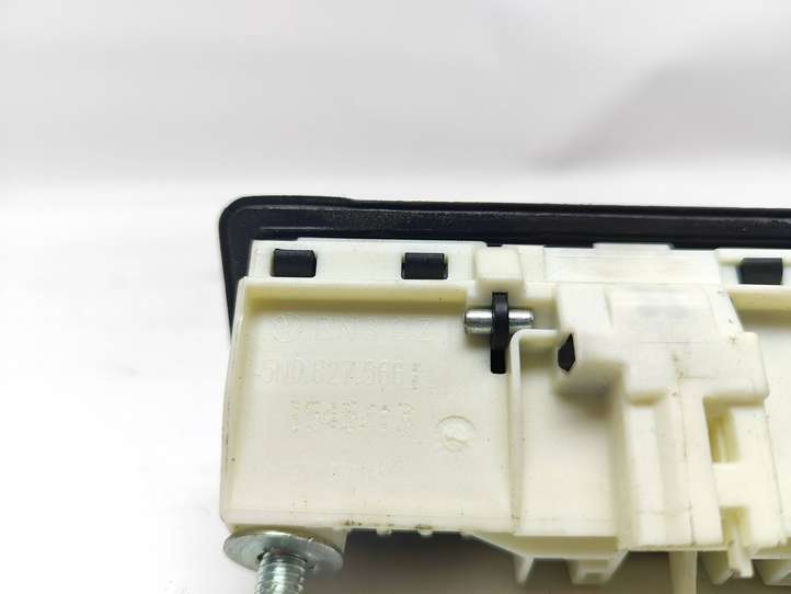 Volkswagen Tiguan (2007 - 2011)  5N0827566F Ручка задней крышки
