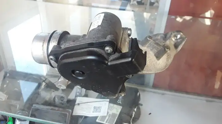 Nissan Qashqai (2006 - 2010) 8200614985 Дроссельная заслонка — фото 1