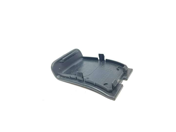 Audi A4 (2007 - 2011)  8K9867979 Обшивка крышки багажника
