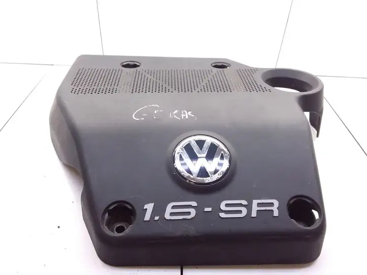 Volkswagen Golf IV (1998 - 2005) 06A103925 Крышка двигателя декоративная — фото 1