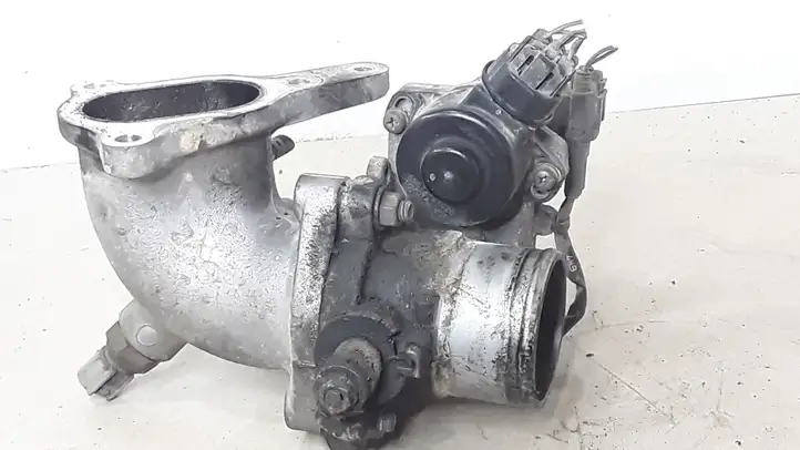 Toyota Avensis Verso (2004 - 2009) 8967221020 Дроссельная заслонка — фото 1
