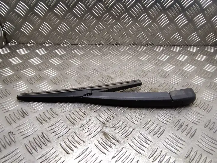 Toyota Corolla Verso AR10 (2004 - 2009) Поводок заднего стеклоочистителя — фото 1