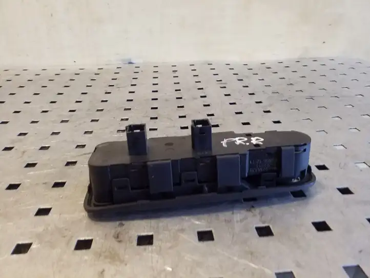 Citroen C4 I Picasso (2006 - 2013) 96639383ZD Блок кнопок стеклоподъемников — фото 3