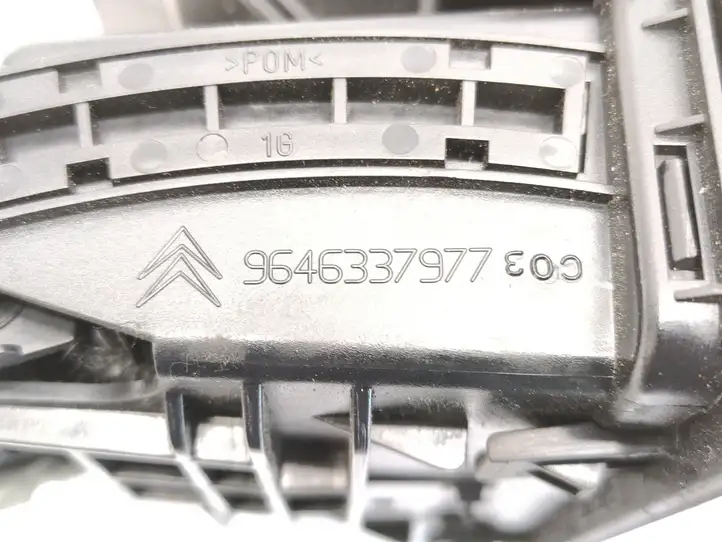 Citroen C4 (2004 - 2008) 9646337977 Боковой воздушный дефлектор — фото 2