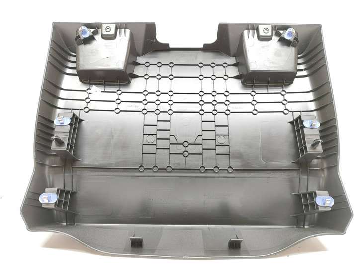 Dacia Sandero (2016 - )  909005257R Обшивка крышки багажника