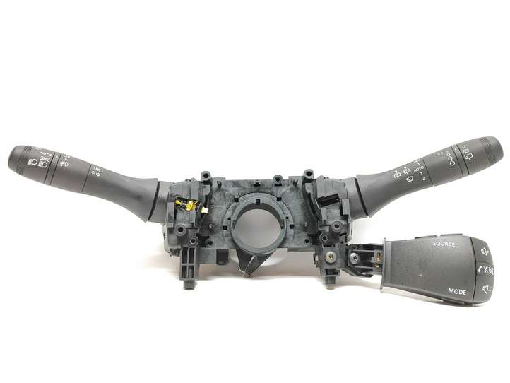 Dacia Sandero (2016 - )  255670975r Блок переключателей