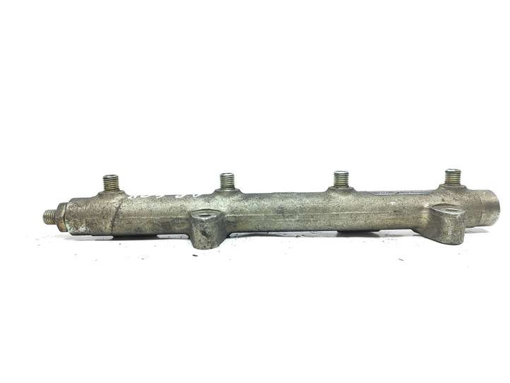 Audi A8 (2005 - 2007)  057130089C Магистральная трубка топлива