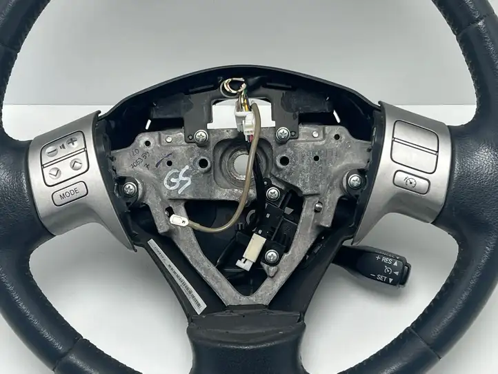 Toyota Auris 150 (2006 - 2012) Руль — фото 3
