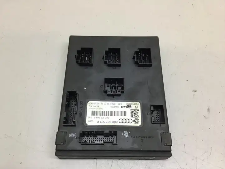 Audi A5 8T 8F (2007 - 2011) 8K0907063P Модуль комфорта — фото 4