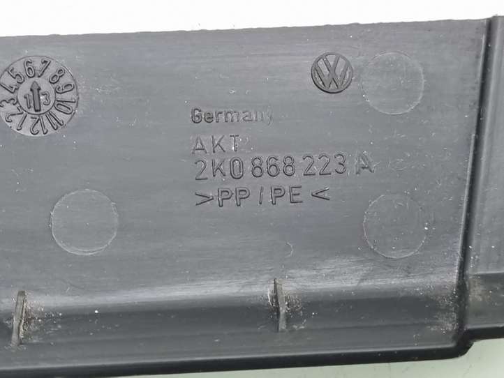 Volkswagen Caddy (2010 - 2015)  2K0868223A Отделочный щит панели (боковой)