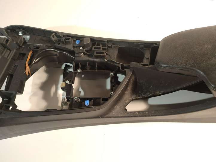 BMW 3 GT F34 (2013 - 2017)  9235473 Центральная консоль