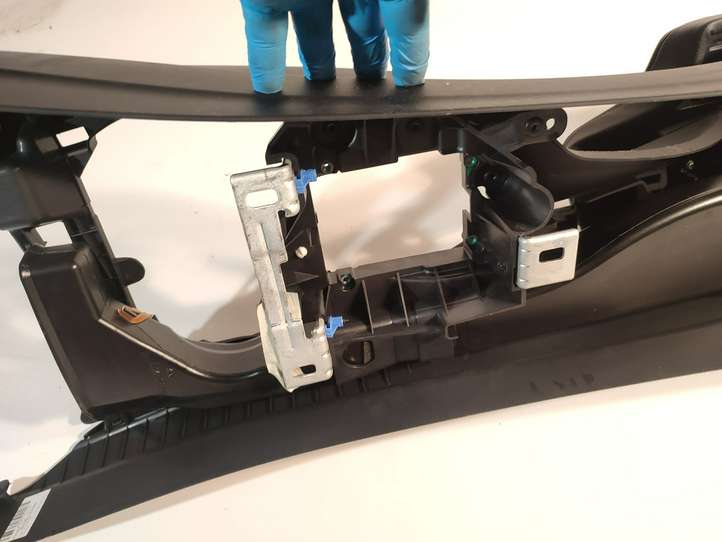 BMW 3 GT F34 (2013 - 2017)  9235473 Центральная консоль
