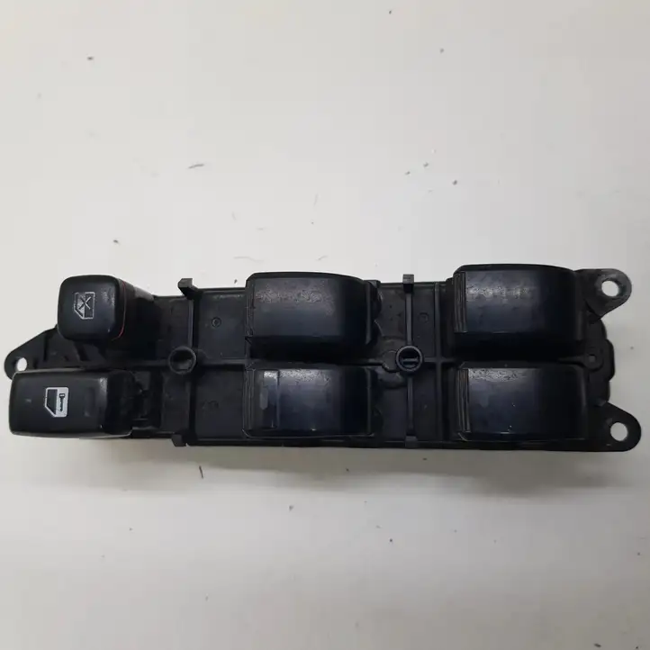 Toyota Avensis Verso (2001 - 2004) 8404044030 Блок кнопок стеклоподъемников — фото 1