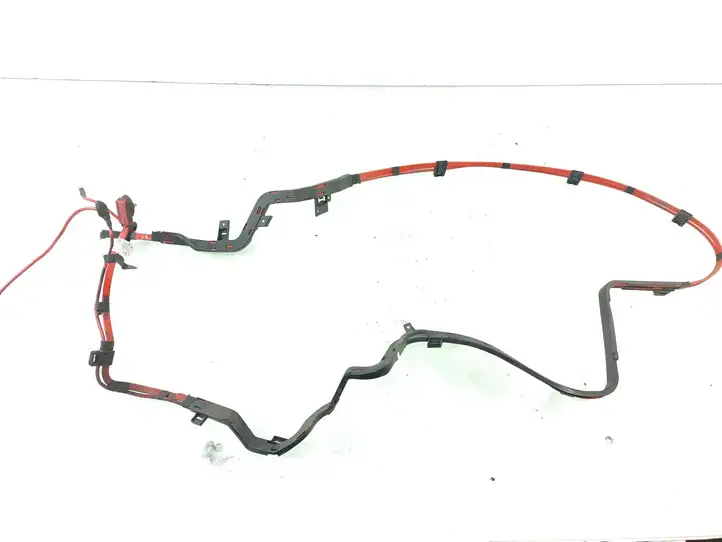 BMW 3 F30 F35 F31 (2012 - 2018) 9316576 Плюсовой провод аккумулятора — фото 1