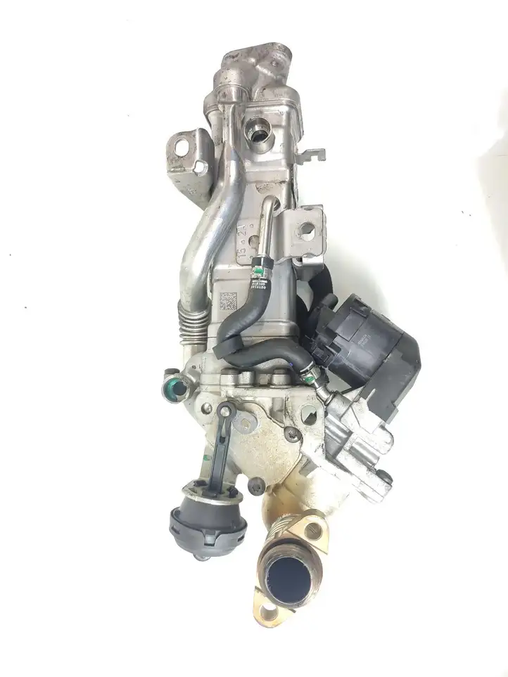 BMW 3 F30 F35 F31 (2012 - 2018) 7822350 Охладитель клапана EGR — фото 3
