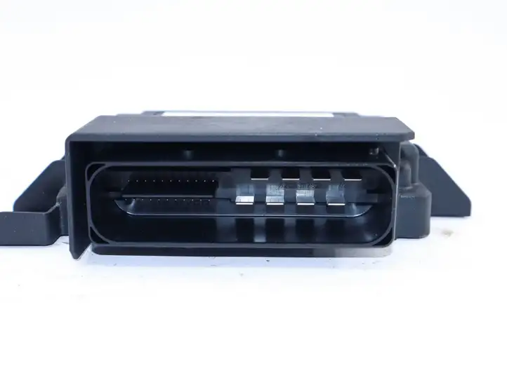 Volkswagen PASSAT CC (2008 - 2012) 3C8907801E Блок управления стояночным тормозом — фото 3